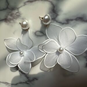 Elegant White Floral Earrings